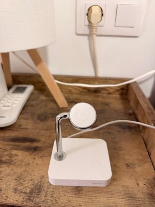 Apple Watch Series 6 44mm + 2 + cargador Belkin