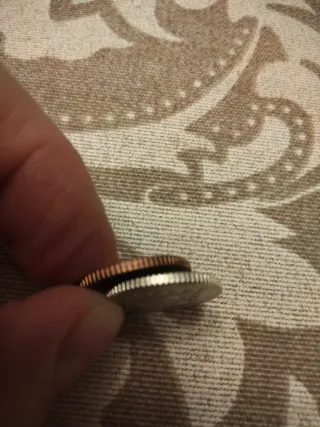 2 Medallas conmemorativas primer sello de España