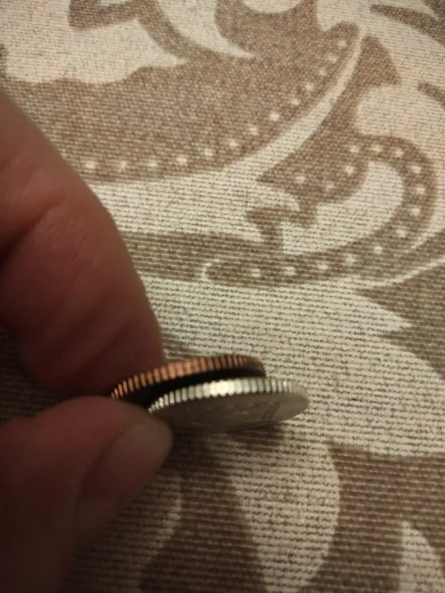 2 Medallas conmemorativas primer sello de España