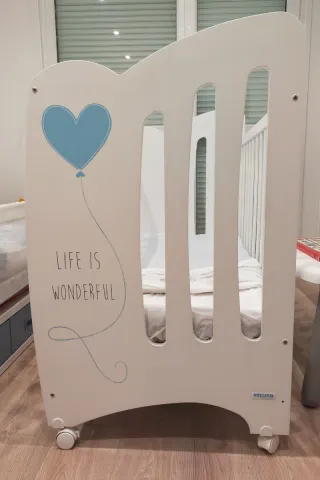 Cuna Micuna Wonderful Corazón Azul + cuna de viaje