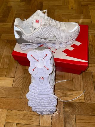 Nike Shox TL Plata y Blanco
