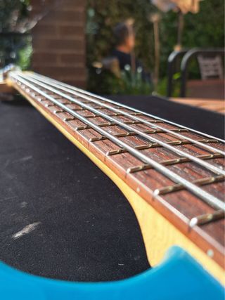 Ajuste de bajos eléctricos