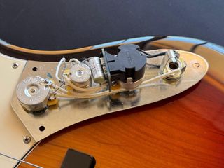 Ajuste de bajos eléctricos