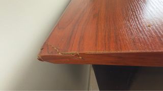 Escritorio de oficina en L