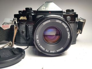 Canon A-1 + Lente FD 50mm f/1.8 SC