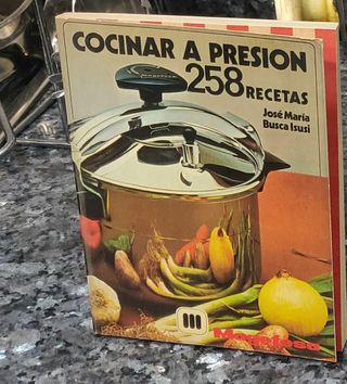 Olla a presión Magefesa