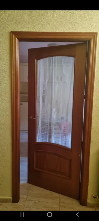 Puertas de madera con marco