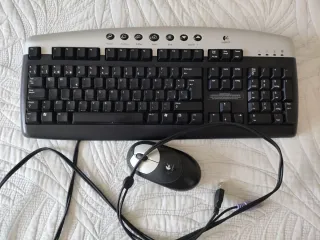 Teclado y Ratón Inalámbrico Logitech