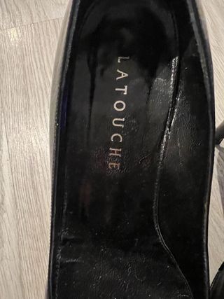 Zapatos de tacón Latouche negros y plateados