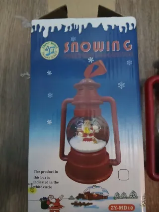 Bola de nieve musical navideña