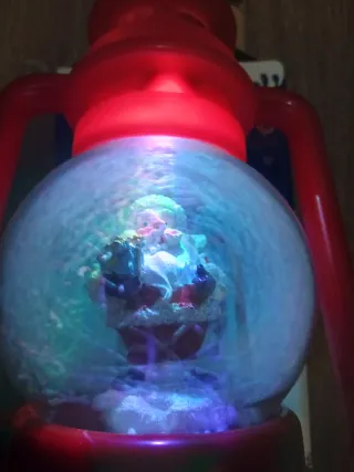 Bola de nieve musical navideña