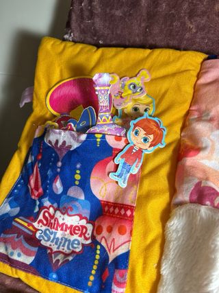 Cojin cuento historias Shimmer y Shine