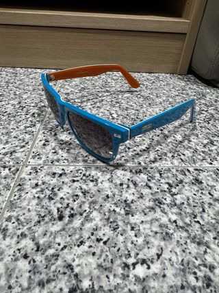 Gafas de sol Pilgrim azules y marrones