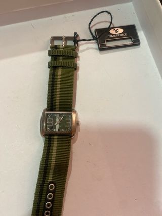 Reloj Time Force Correa Verde Militar