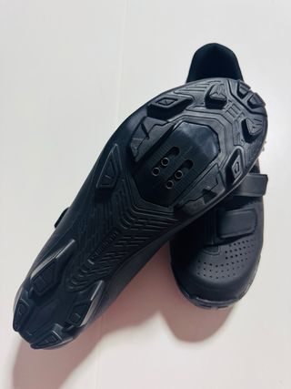 Sapato Shimano XC1 BTT Preto Tamanho 42
