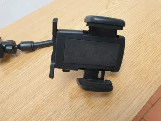 Soporte Móvil Coche USB Flexible