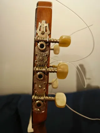 Guitarra Española Alhambra 4C.