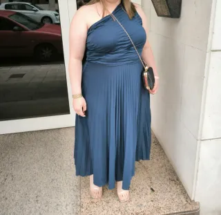 Vestido azul elegante plisado