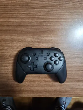 Mando Nintendo Switch Pro