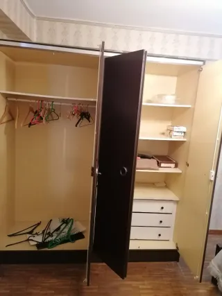 Dormitorio completo .