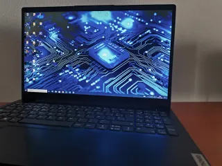 Ordenador portátil Lenovo Azul Marino