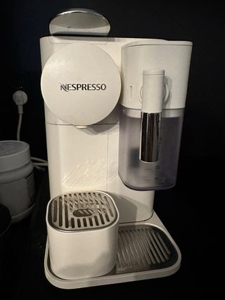 Cafetera de capsulas De’Longhi