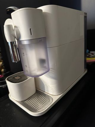 Cafetera de capsulas De’Longhi