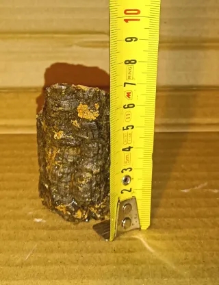 Virgen de madera tallada