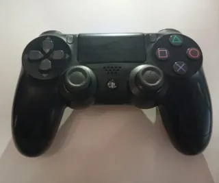 PlayStation 4 (PS4) Negra