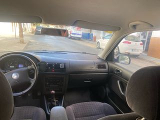 Volkswagen Golf 4 2003