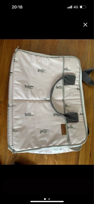 Maleta de mano rosa y gris