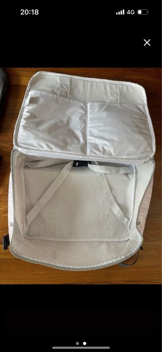 Maleta de mano rosa y gris