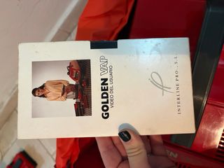 Aspiradora portátil roja