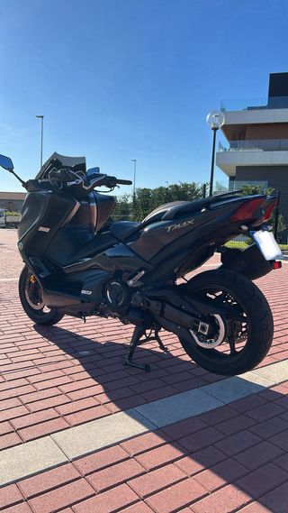 Yamaha Tmax