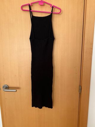 Vestido negro Bershka