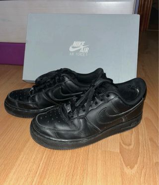 Nike Air Force 1 Negras