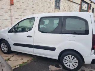 Citroën Berlingo 2015 para piezas motor&caja OK