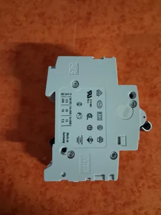 Interruptor magnetotérmico ABB S201-NA 10A