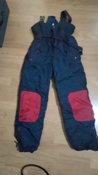 Pantalón de esquí para niño.