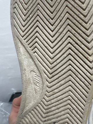 Zapatillas Nike Blancas y Negras