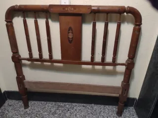 Dos cabeceros de cama de madera de 105cm