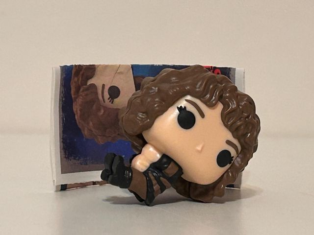 Funko Pop Kinder Joy! Nancy Cable Hugger VC283