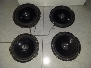 Altavoces JVC 300W J620X