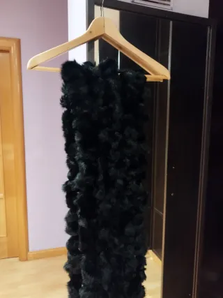 Estola de pelo negra de conejo