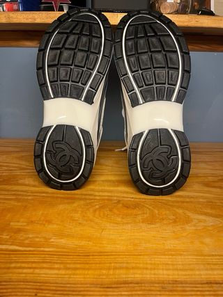 Chanel Sneakers Blancas Plata Nuevas Talla 43