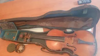 Violín antiguo francés con estuche