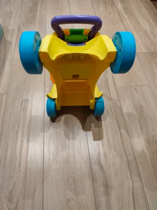 Cochecito andador león Fisher-Price