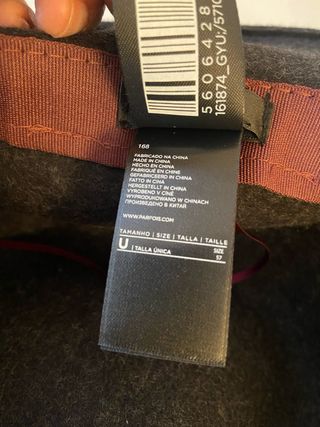 Sombrero Parfois Negro y Morado