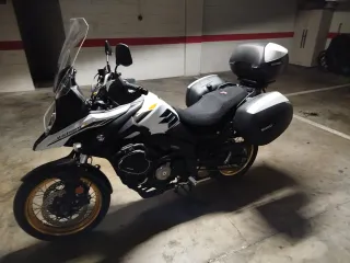 Suzuki V-Strom 650 Adventure xt abs año 10/2022