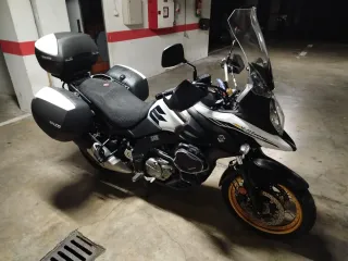 Suzuki V-Strom 650 Adventure xt abs año 10/2022